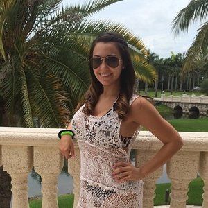 Meet your Posher, Vanessa